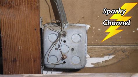 myst old metal outlet boxes be gtounded|do metal outlet boxes ground.